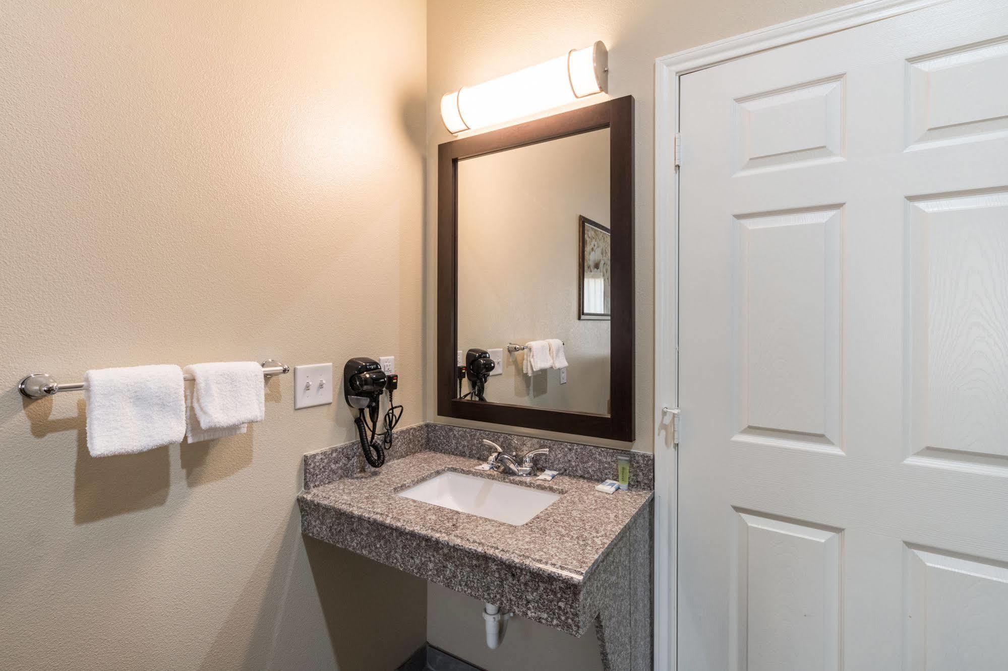 Scottish Inns & Suites Balch Springs Bagian luar foto